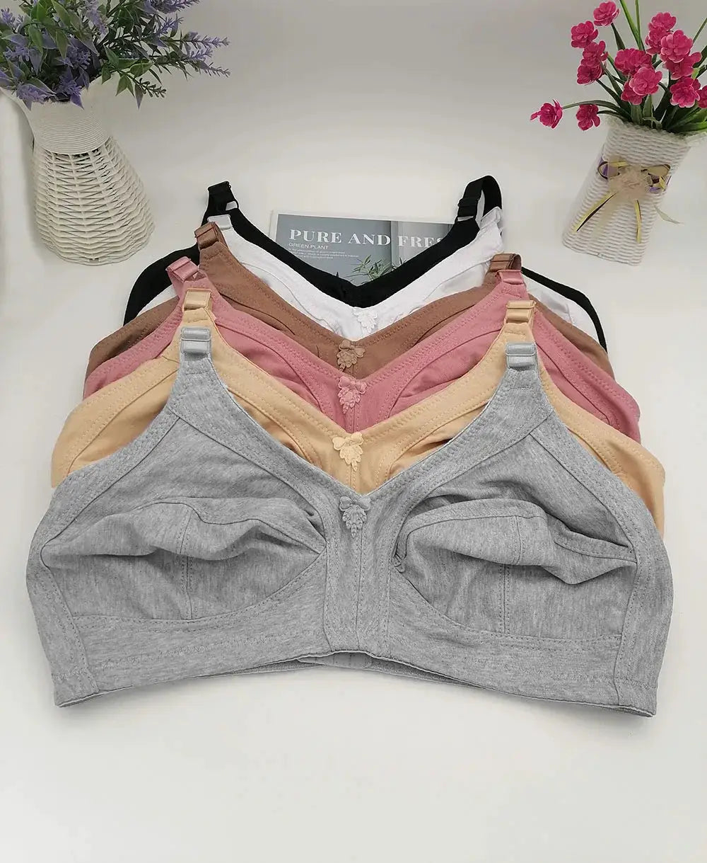 Simples Market large-size bras set in gray, beige, pink, brown, and black; full-cup designs.