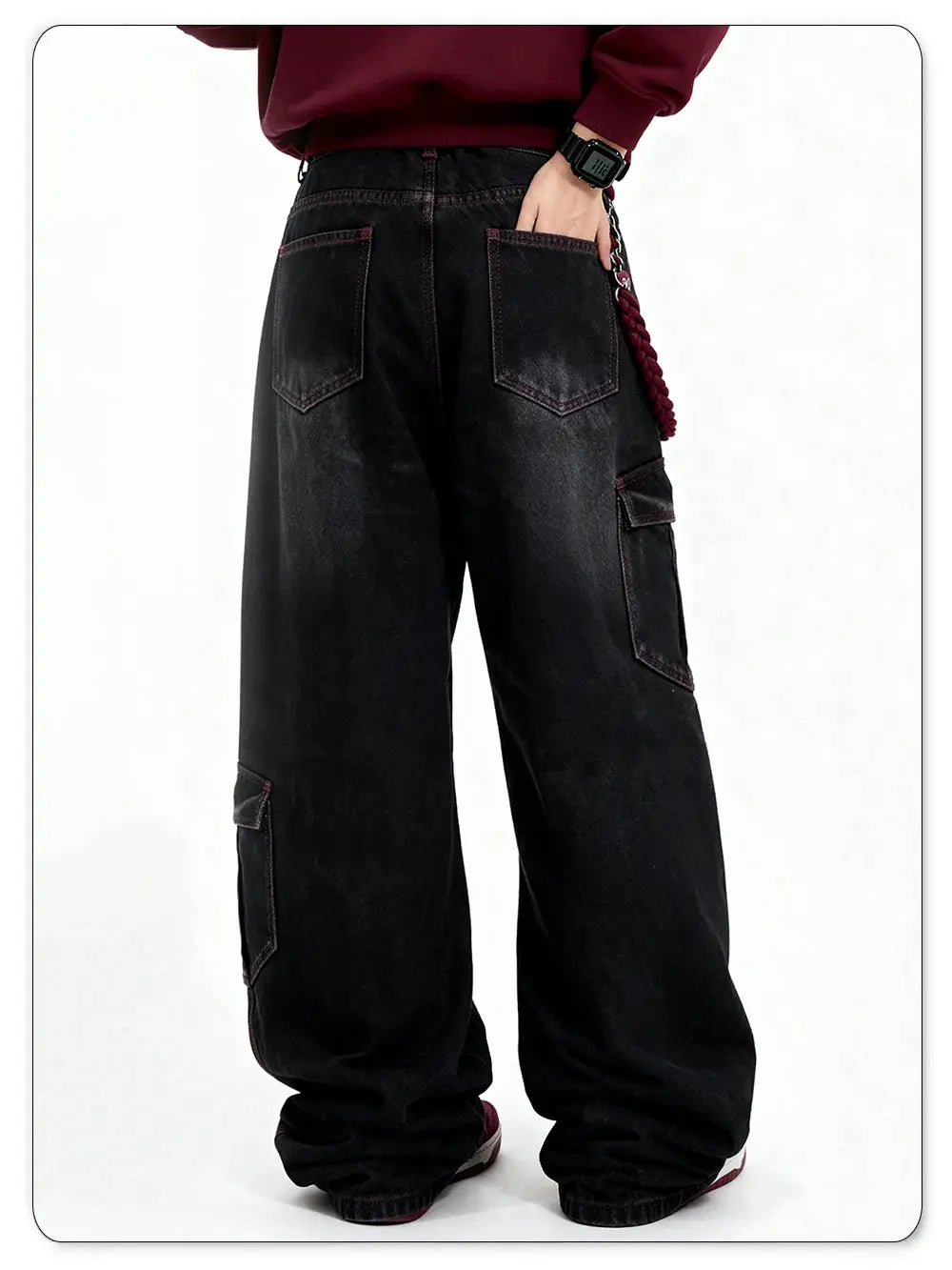 Simples Market men's black wide-leg denim jeans with red stitching, back pockets and cargo pocket.