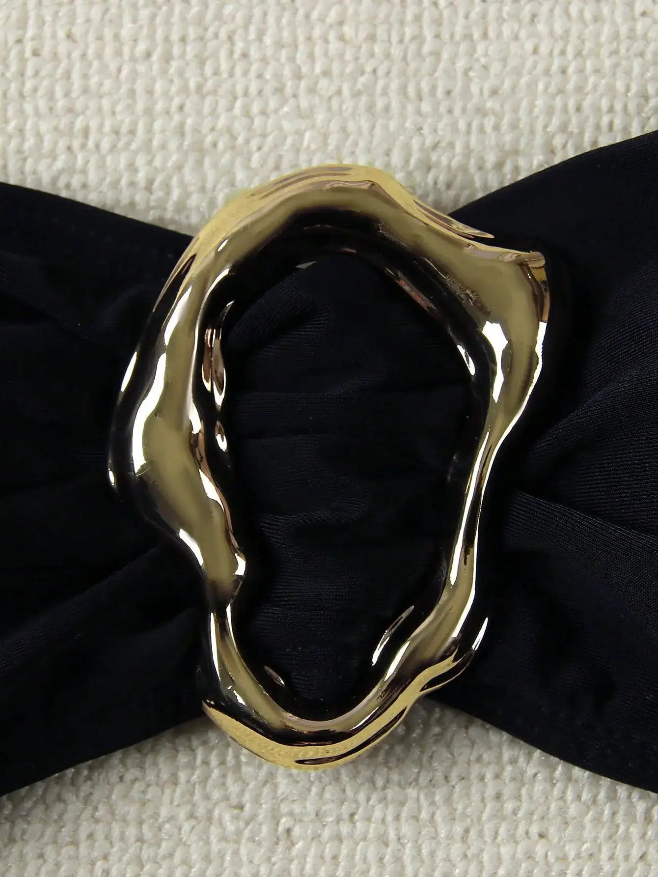 2026 Sexy Bandeau Push-Up Bikini Set by Simples Market, gold-tone ring accent on black fabric.