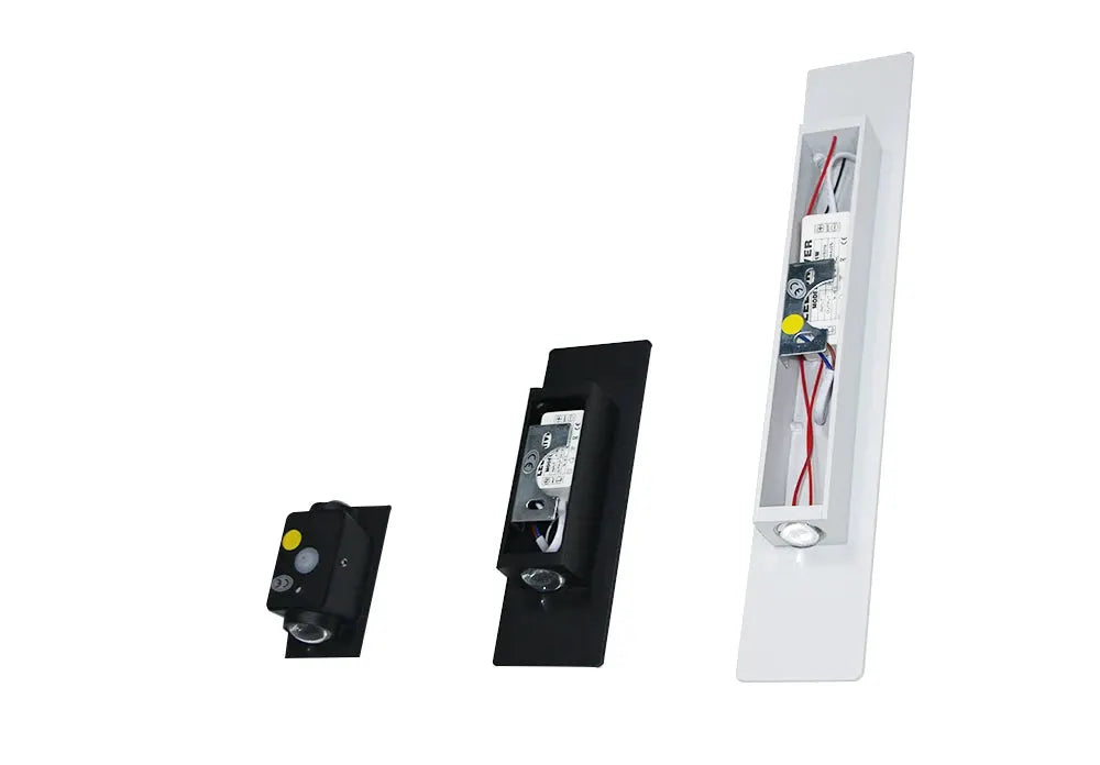 Modern LED indoor wall lamp set of three: white wall light with aluminum panel and two black mounting modules