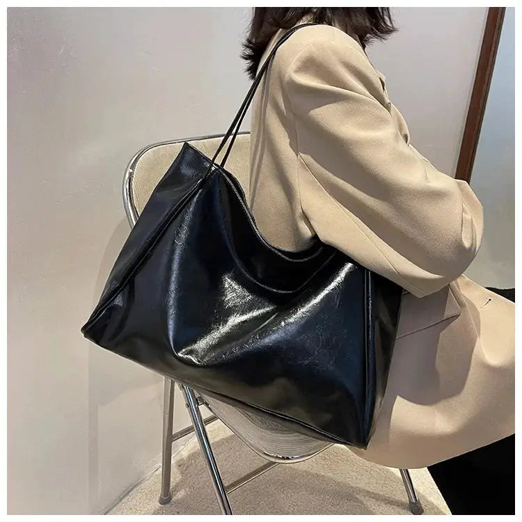 Women tote bag, black soft PU leather, large-capacity shoulder bag