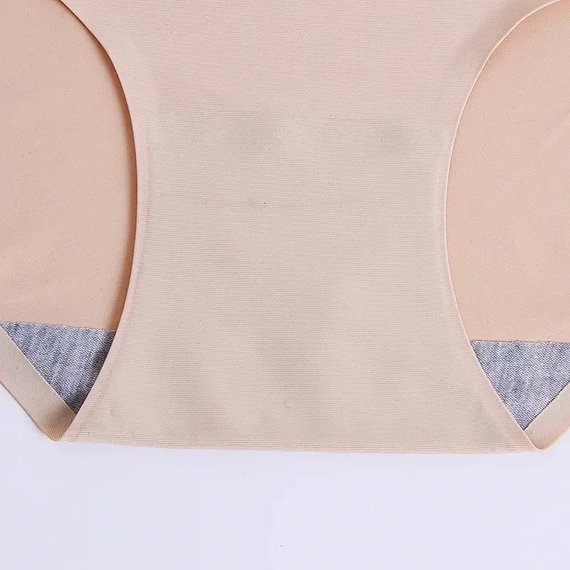 Panties beige seamless, breathable soft fabric, plus-size briefs by Simples Market