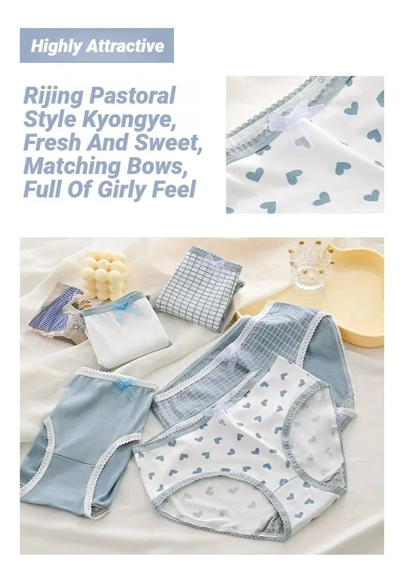 5-piece women's briefs set from Simples Market in blue with heart prints and plaid, soft breathable fabric.