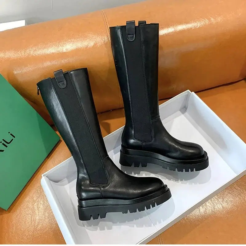 Platform Women Knee High Boots With Fur Lining And Square Heels For Winter Warmth