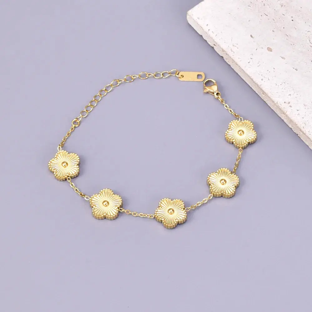 S15 Fashion Five Flower Stainless Steel Bracelet For Women Color Plated Jewelry With Lobster Clasp Wholesale