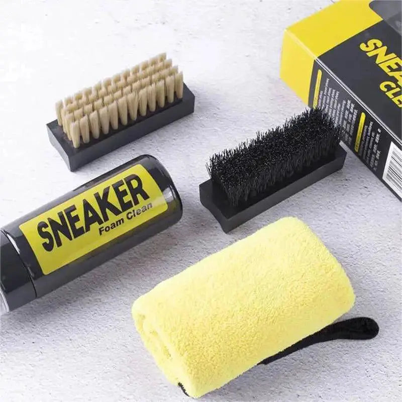 1 set Simples Market sneaker cleaner kit with 150ml foam bottle, dual brushes, and yellow microfiber towel