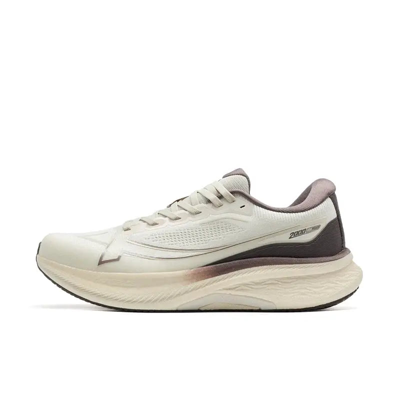Xtep 2000km Plus men's running shoes; cream mesh upper with purple heel panel, lightweight anti-slip training sneakers