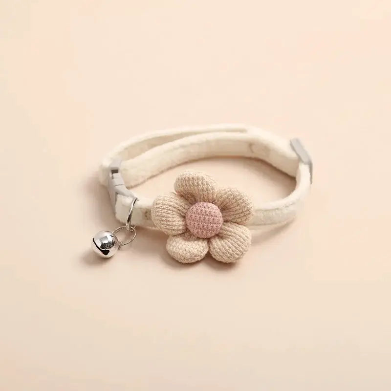 Cat Collar With Cute Flower Design Adjustable Buckle Breakaway Safety Bell For Kittens And Small Dogs