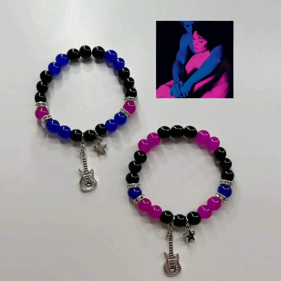 Beaded bracelet set for couples, 2-piece with guitar and star charms in blue-black and magenta-black