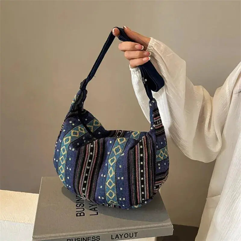 Tribal Style Foldable Crossbody Bag With Zipper Closure And Striped Flag Pattern Canvas