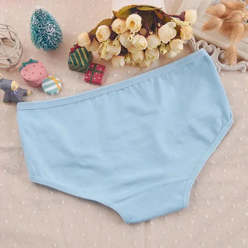Light blue cotton women's panties, breathable solid-color underwear