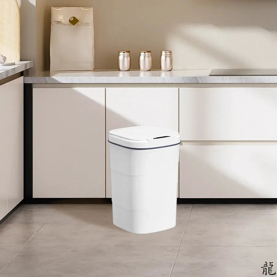 Simples Market smart sensor trash can with automatic closing lid, white, battery-powered