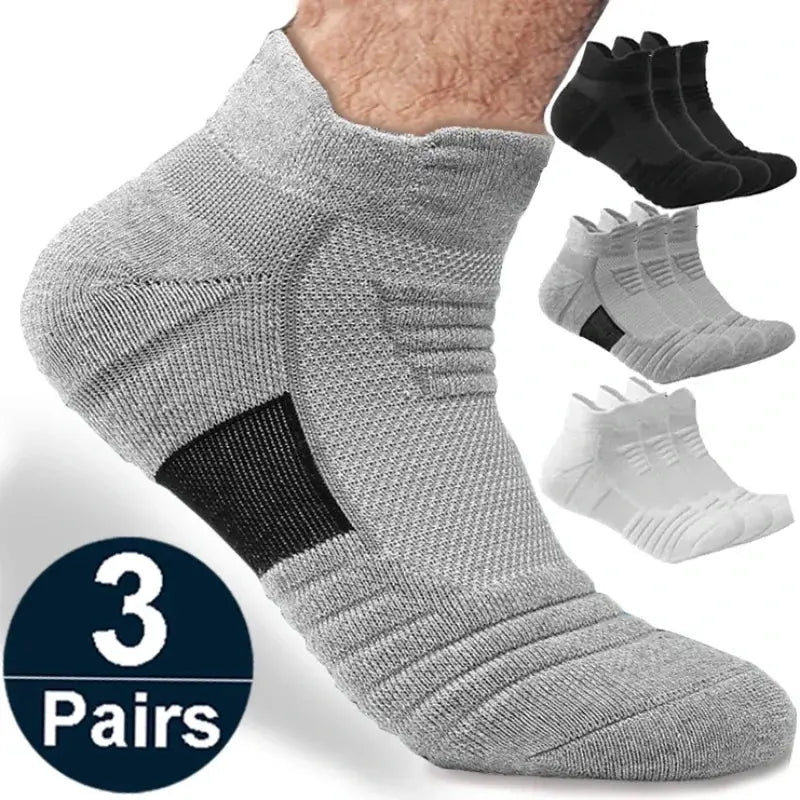 Anti Slip Mens Football And Basketball Socks Breathable Deodorizing Sweat Wicking Size 39 To 45