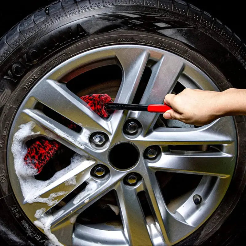 SEAMETAL bendable car wheel detailing brush with red handle for alloy rims, Simples Market
