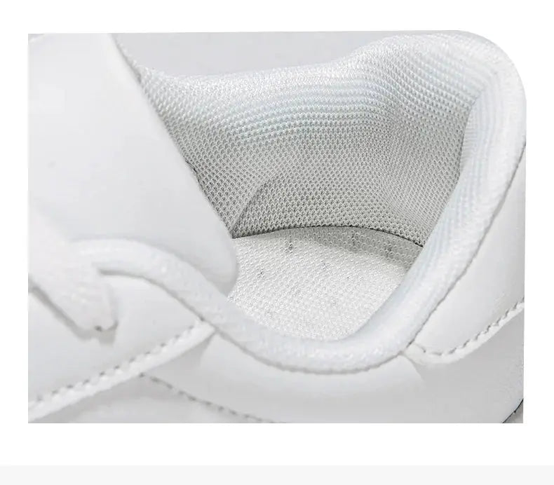 White PU leather men's sneakers with padded collar and breathable mesh lining