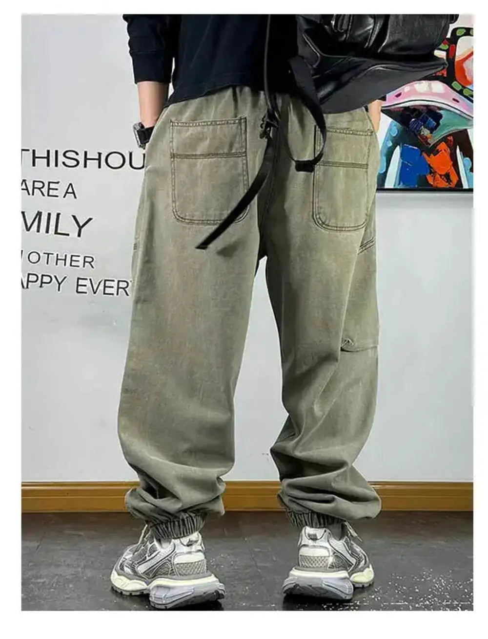Baggy cargo pants by Simples Market in olive khaki with large back pockets, drawstring waist, elastic cuffs.