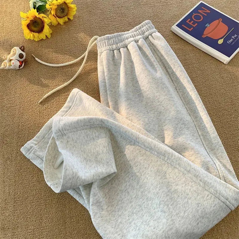 Simples Market Heavy Duty Men's Sweatpants in light gray with drawstring, straight loose fit