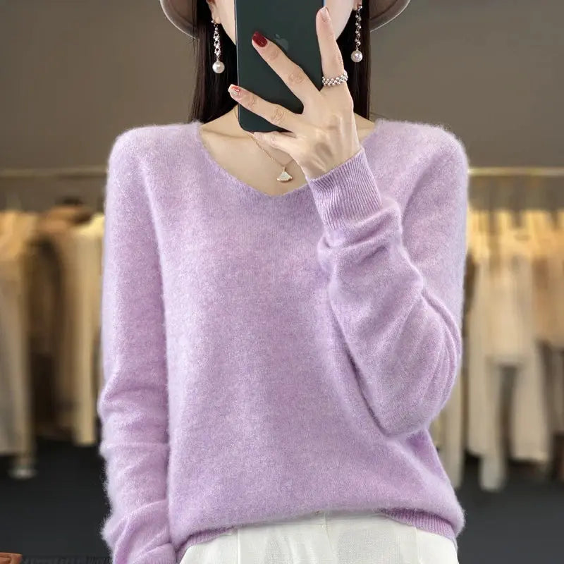 Women's Merino Wool V Neck Pullover Sweater Loose Fit for Autumn and Winter Comfort