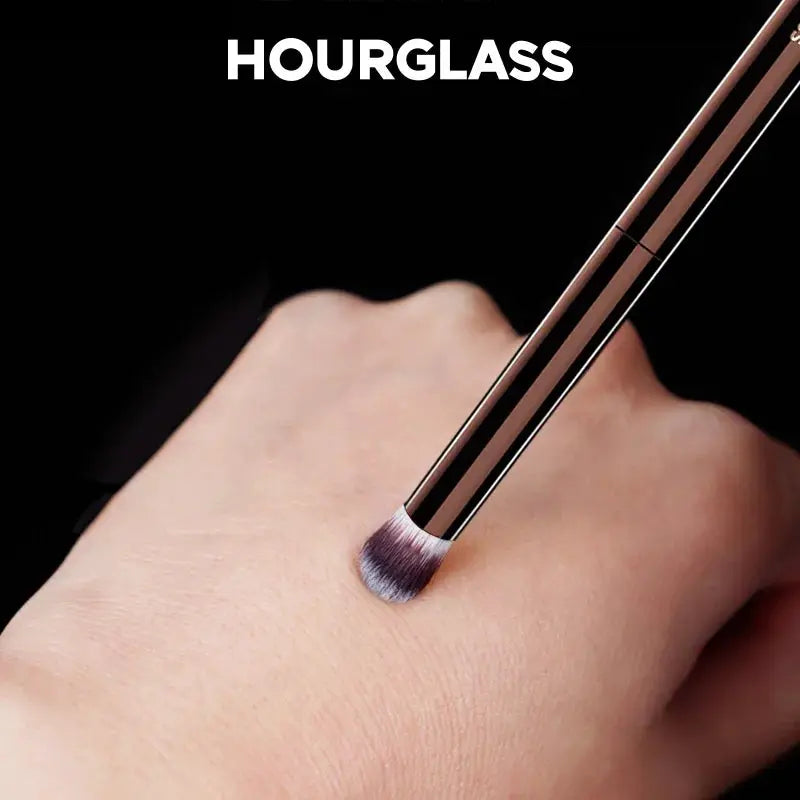 Hourglass All In One Sculpting Brush Versatile Multi Use Tool For Powder Foundation Concealer Blush Bronzer