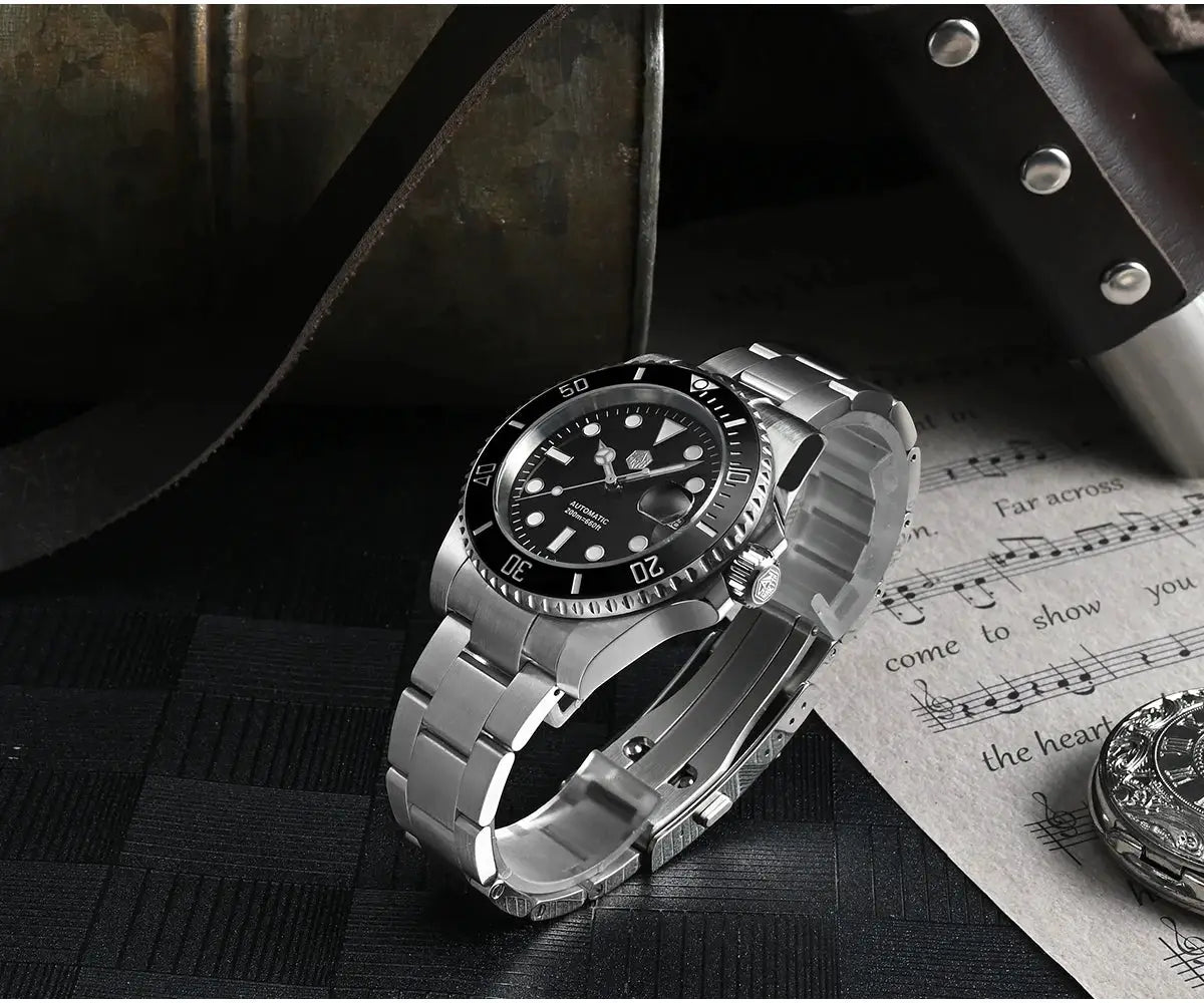 San Martin 40mm Water Ghost diver watch, stainless steel bracelet, black dial, automatic, 200m water resistant