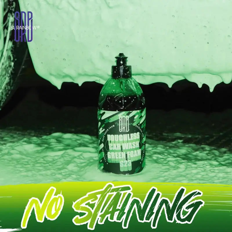 Simples Market green foaming car wash soap bottle with black cap and green foam