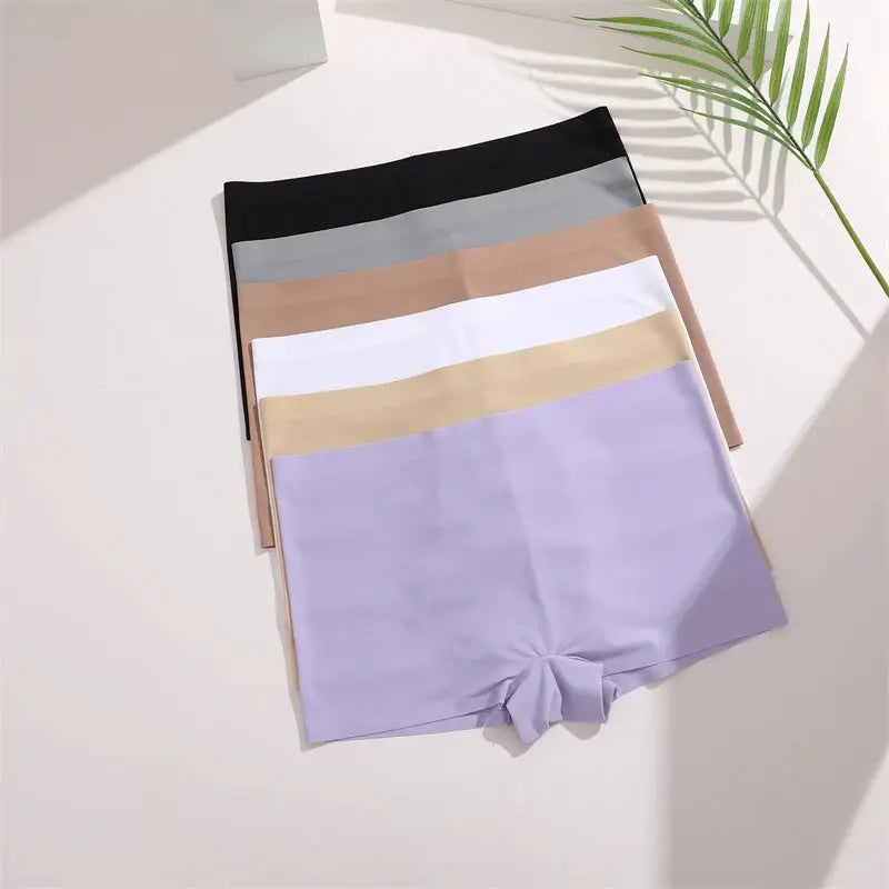 Simples Market women's seamless panties set; 6 color briefs in black, gray, beige, white, pale yellow, lavender.