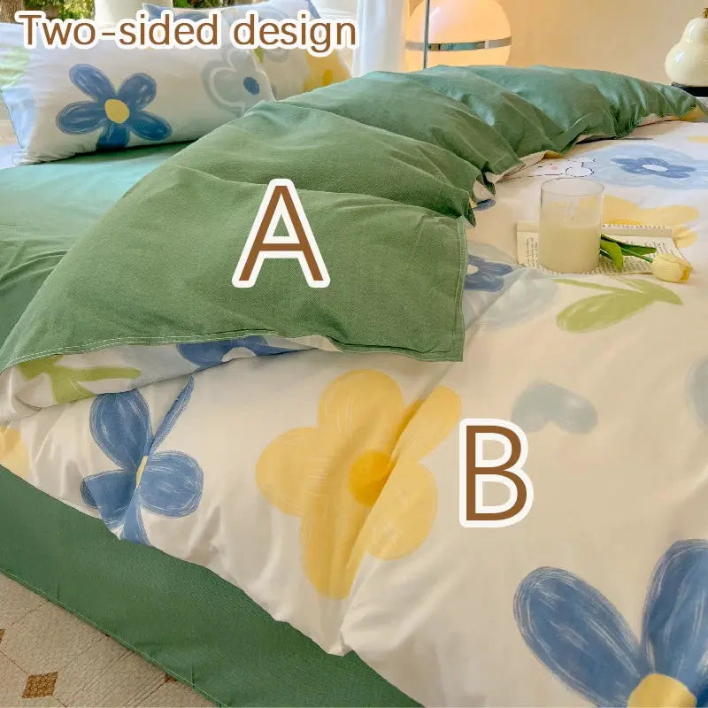 Simples Market Kawaii Bear Floral Duvet Cover Set, two-sided reversible with green solid side and white floral side