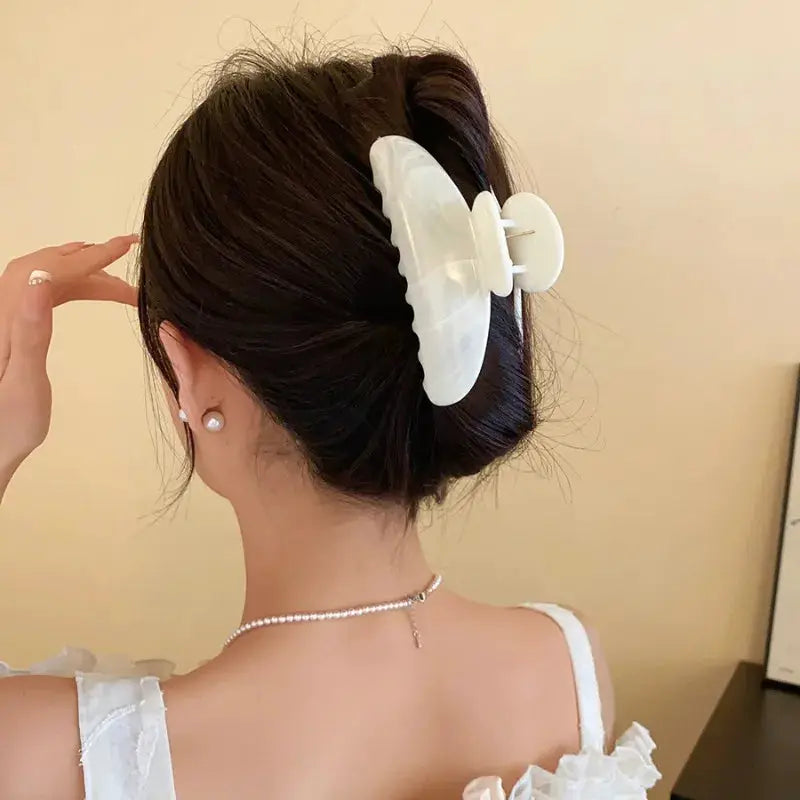 Korean Hawaiian Flower Crab Hair Clips For Girls Lightweight Durable Beach Accessories Trendy Beachwear