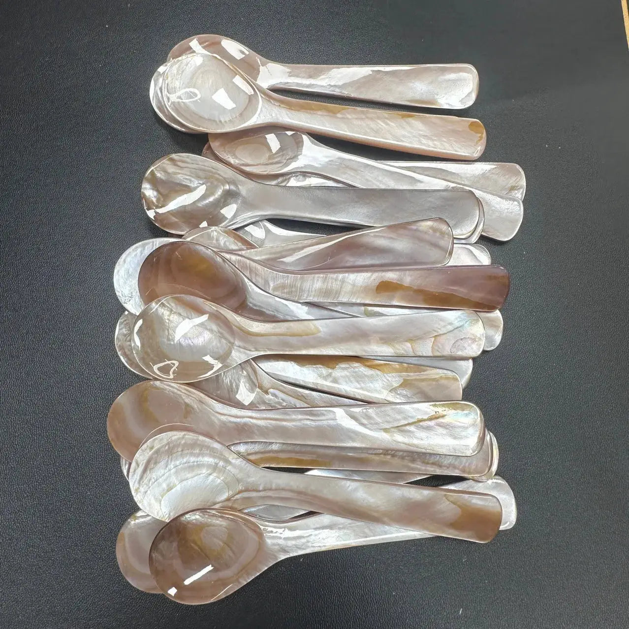 11cm Natural Shell Ice Spoon Mother of Pearl Seashells Stirring Teaspoon for Ice Cream Coffee Caviar Crafts Kitchen Tool