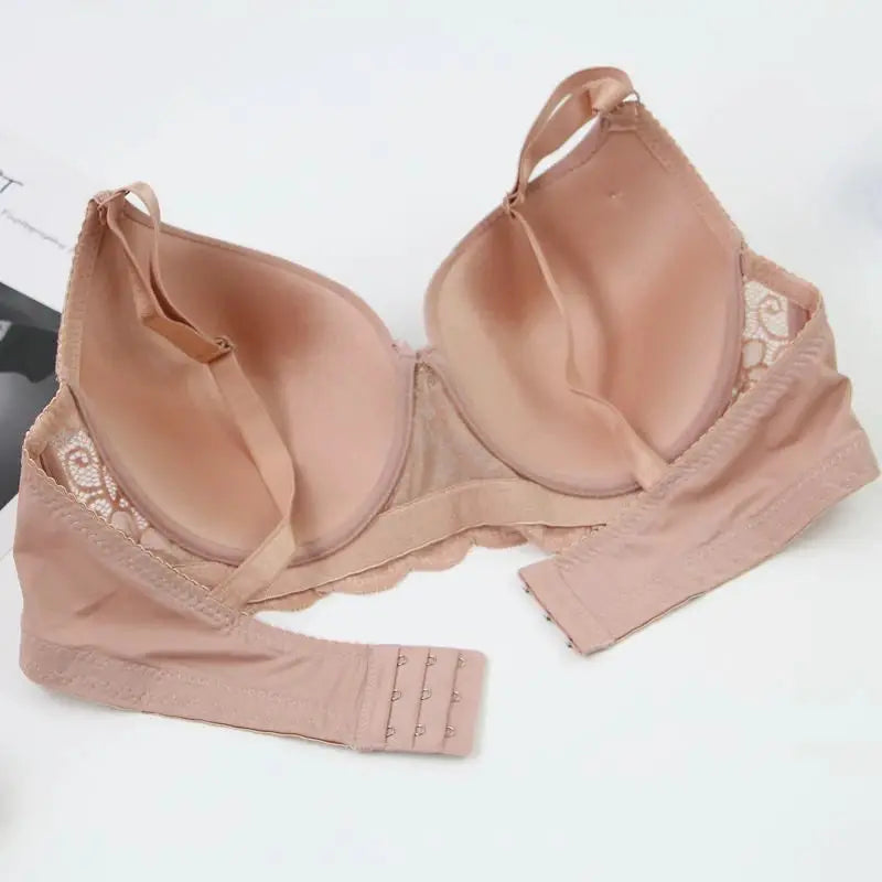 Pink nude push-up bra by Simples Market with lace side panels and 3-hook back closure