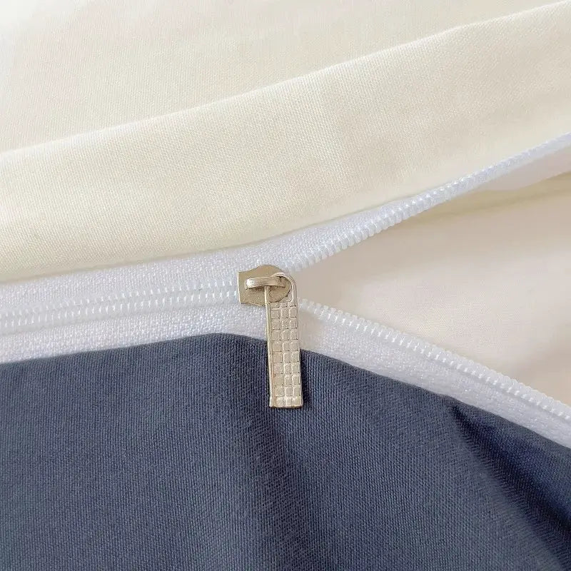 Simples Market 4-piece duvet cover set, two-tone beige and navy brush fabric with zipper closure