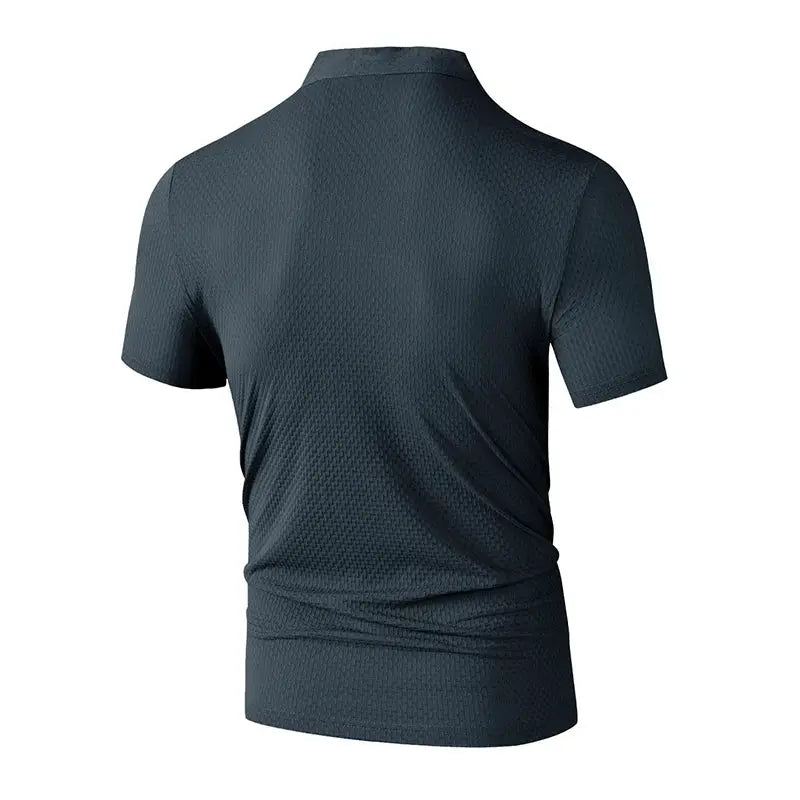 Men's polo shirt, Simples Market, dark navy textured fabric, short sleeves, back view.