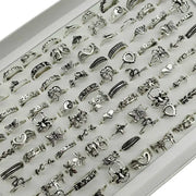 30Pcs Alloy Finger Rings For Women Jewelry Lot Wholesale Set Featuring Floral Cutout Skull Spider Animal Leaf Snake