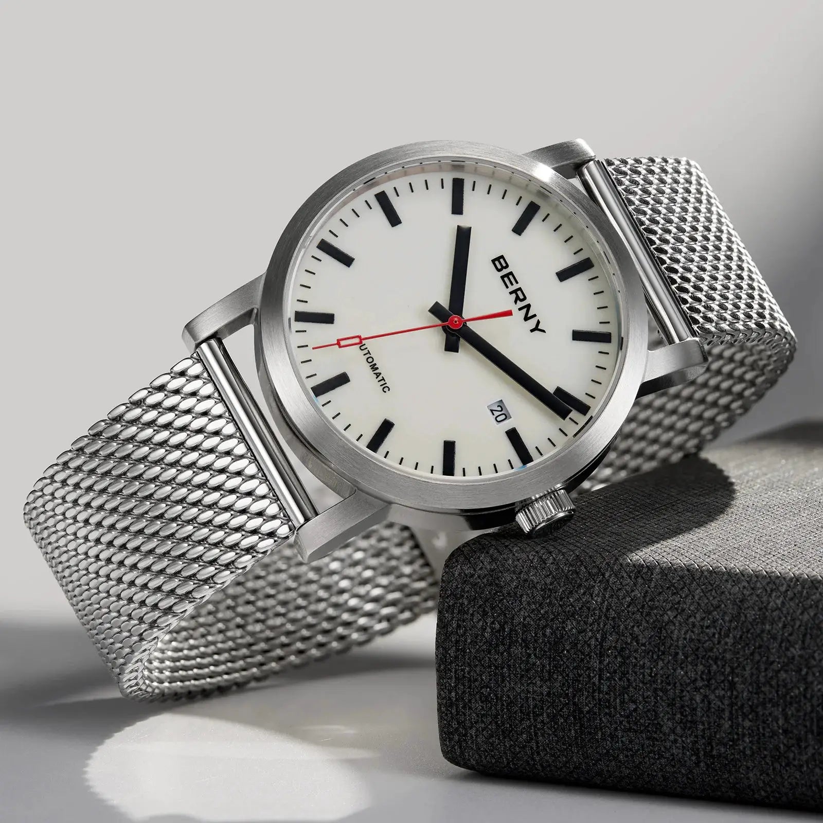 BERNY automatic men's wristwatch with stainless steel mesh band and white dial