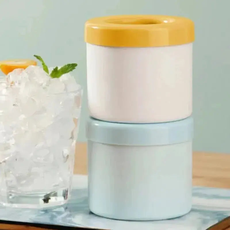Silicone Round Ice Cube Mold And Ice Bucket Set For DIY Home Barware Refrigerator Ice Maker For Cocktails