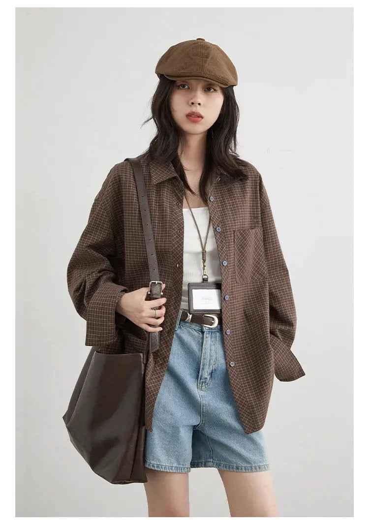 CHIC VEN women’s loose brown plaid shirt, oversized casual button-down, single-breasted style with denim shorts and cap