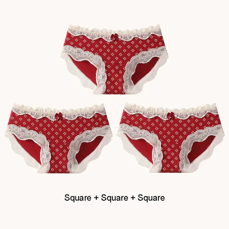 Red cotton panties with white lace trim and square pattern, 3-pack for women.