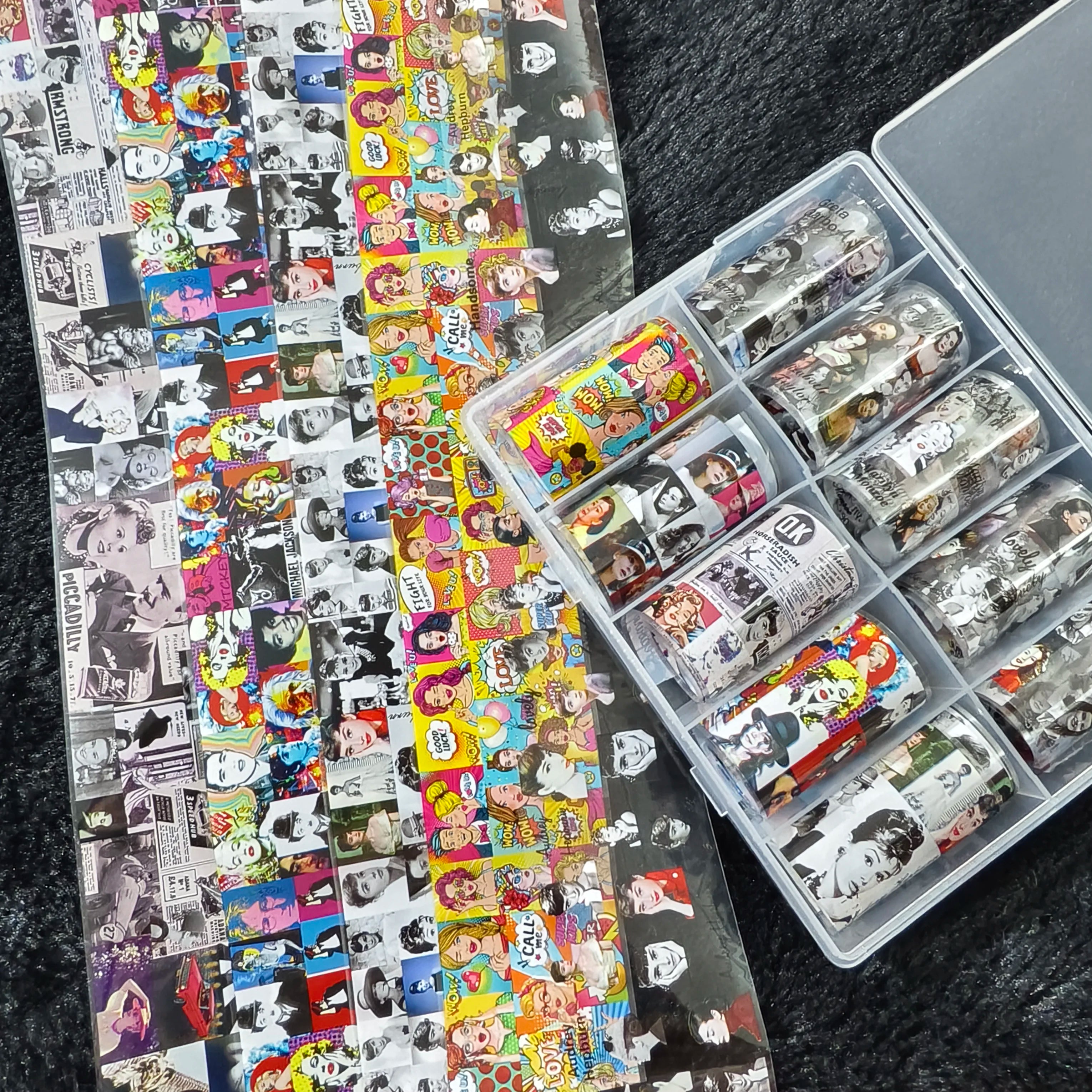 Nail art stickers by Simples Market: 10 rolls of Halloween comic-style decals for nails