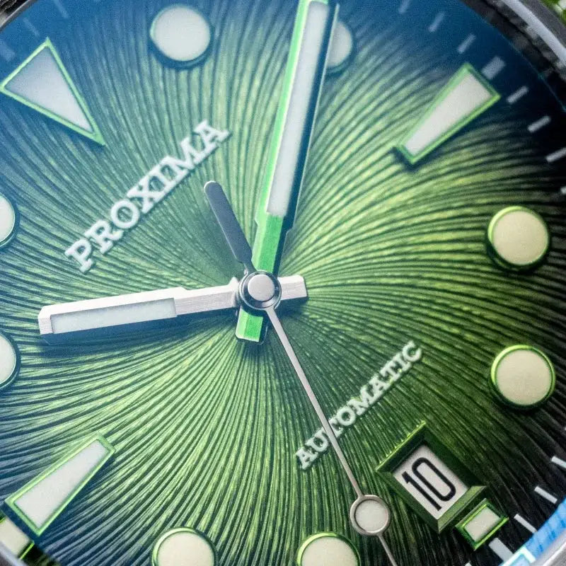 Proxima 39mm dive watch by Simples Market, green sunburst dial, automatic movement, luminous hands with date window