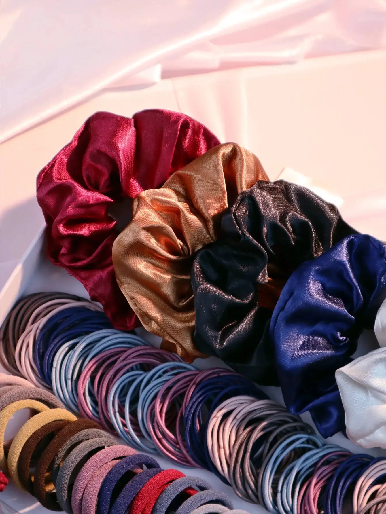 Satin hair scrunchies and hair ties set, 1085pcs in assorted colors
