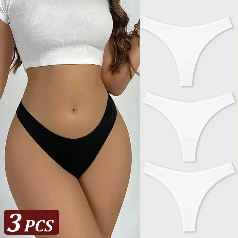 3-piece seamless cotton thong underwear set by Simples Market; black thong worn by model, white thongs displayed beside.