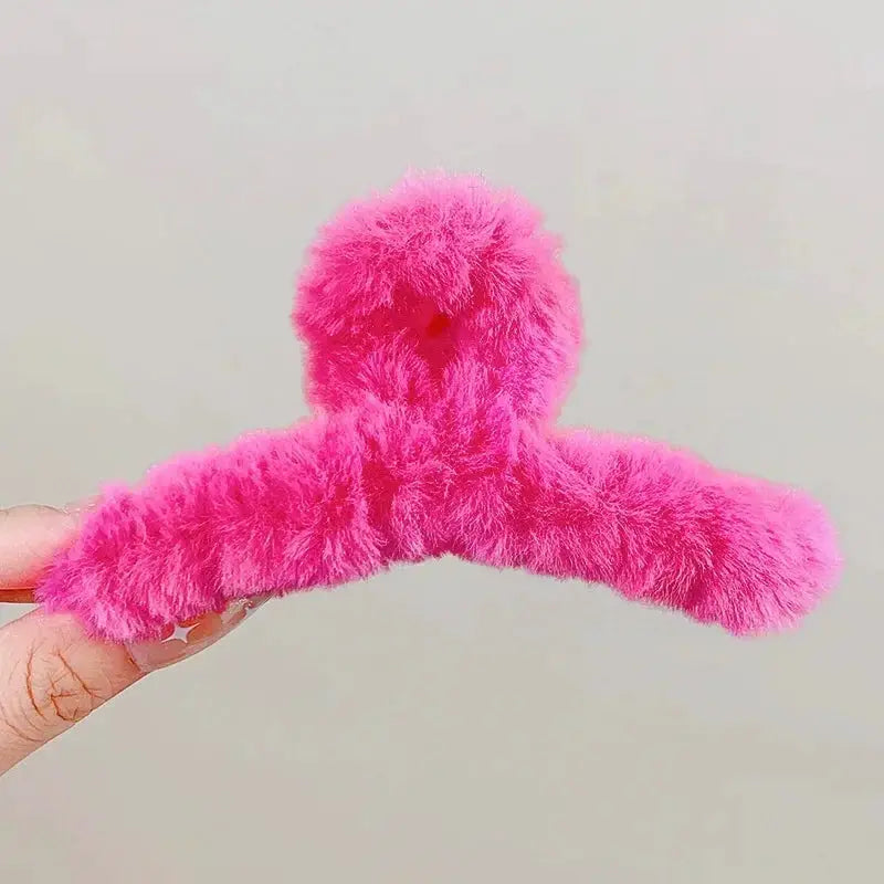 CosyGlam Winter Faux Fur Hair Claw Clip Acrylic Crab Barrette For Cosy Winter Styles