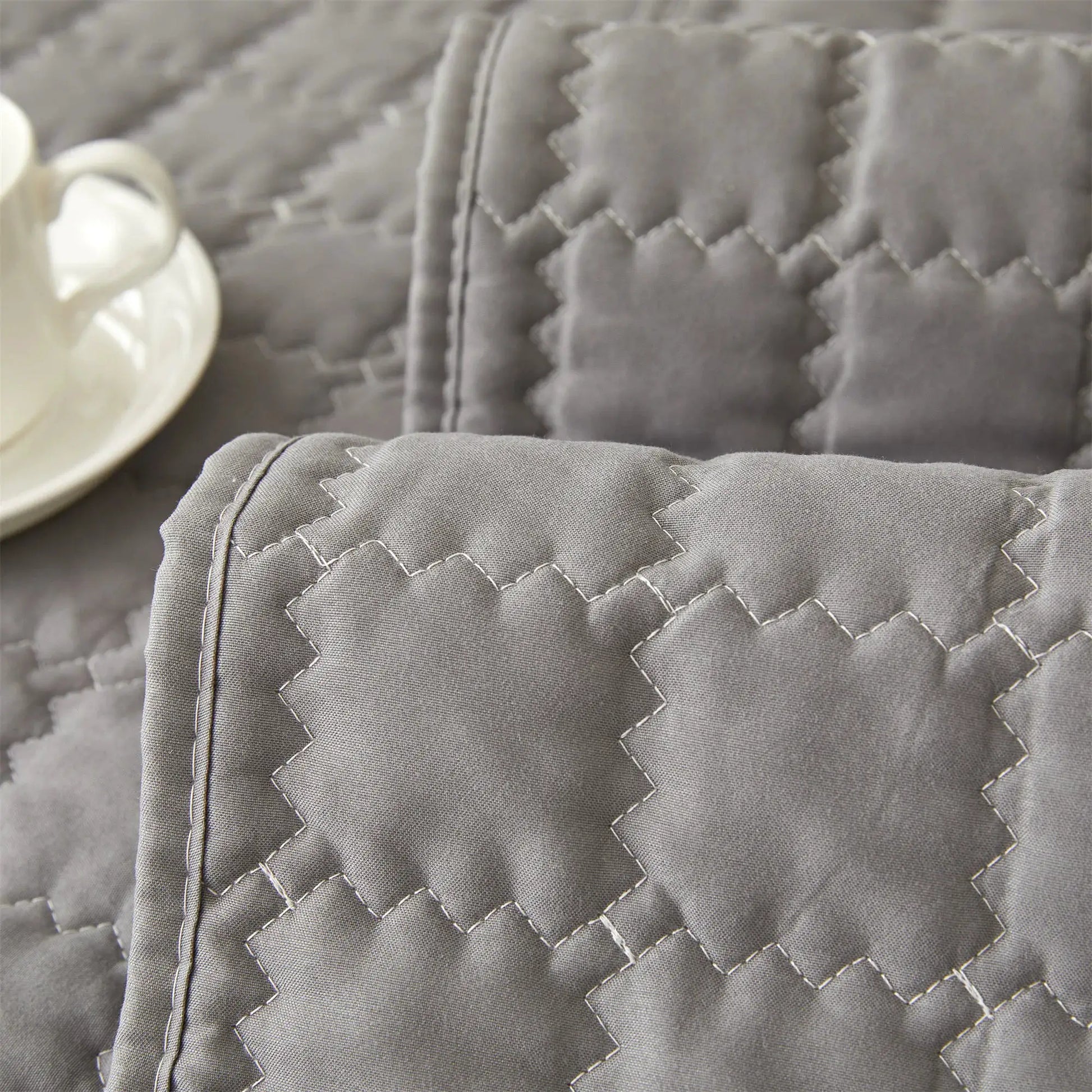 Sofa cover 1pc gray quilted anti-slip slipcover by Simples Market