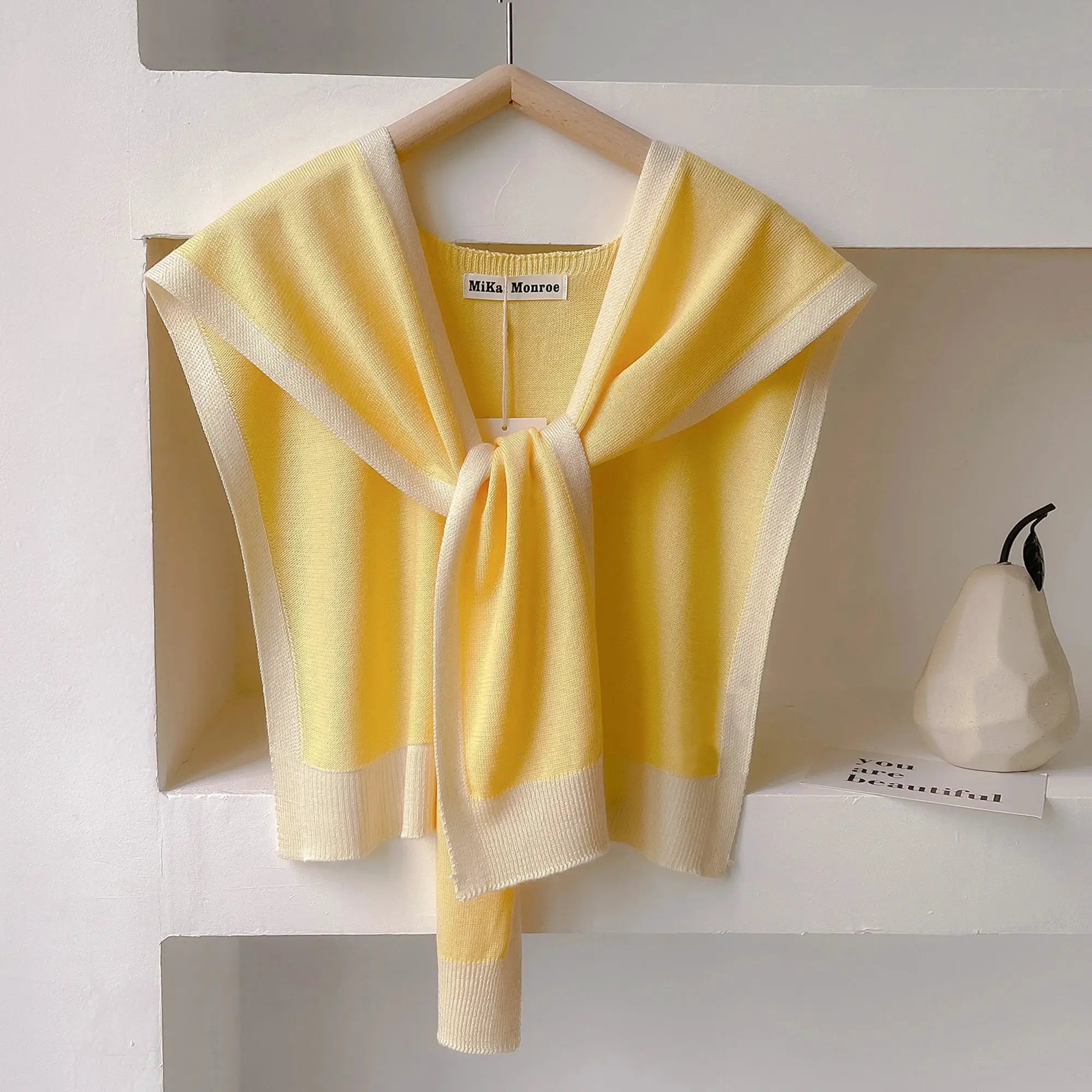 LuxeWeave Spring And Autumn Knitted Shawl Lightweight Comfort For Office Air Conditioned Rooms And Outdoor Wear