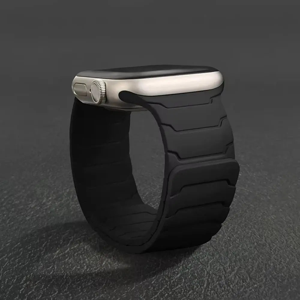 Silicone magnetic Apple Watch strap by Simples Market, black, fits 40–49mm models.