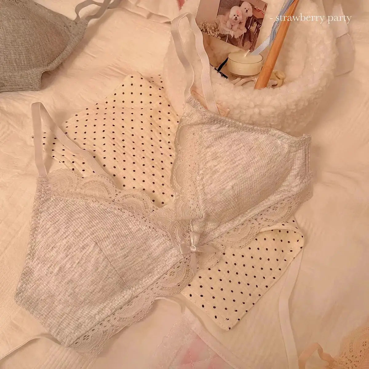 SP&CITY white lace triangle-cup bra with scalloped edges
