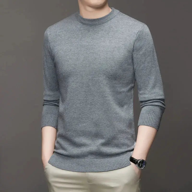 Men's grey crewneck knit pullover sweater, lightweight casual long-sleeve