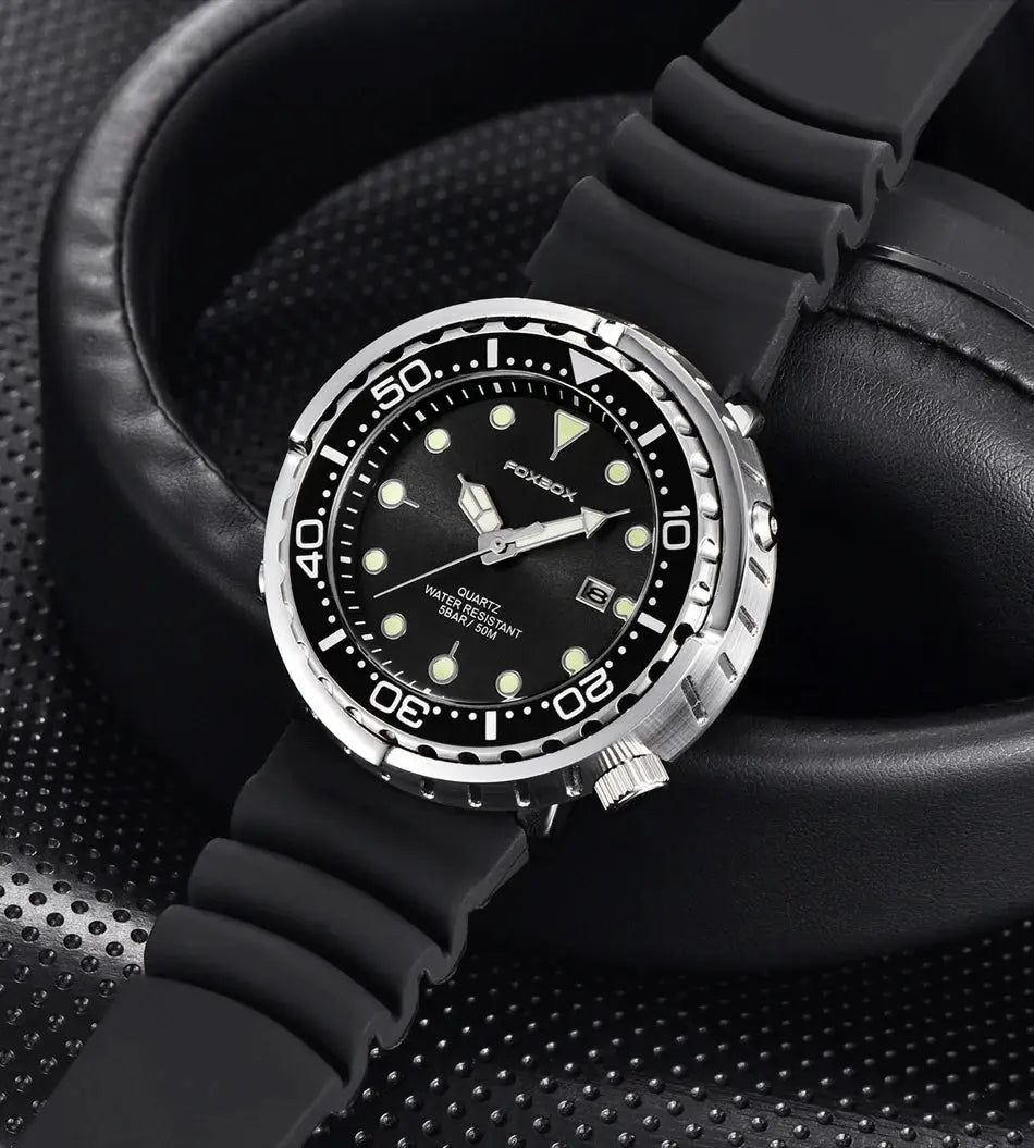 LIGE diver watch with black dial, luminous markers, silver bezel, and black rubber strap