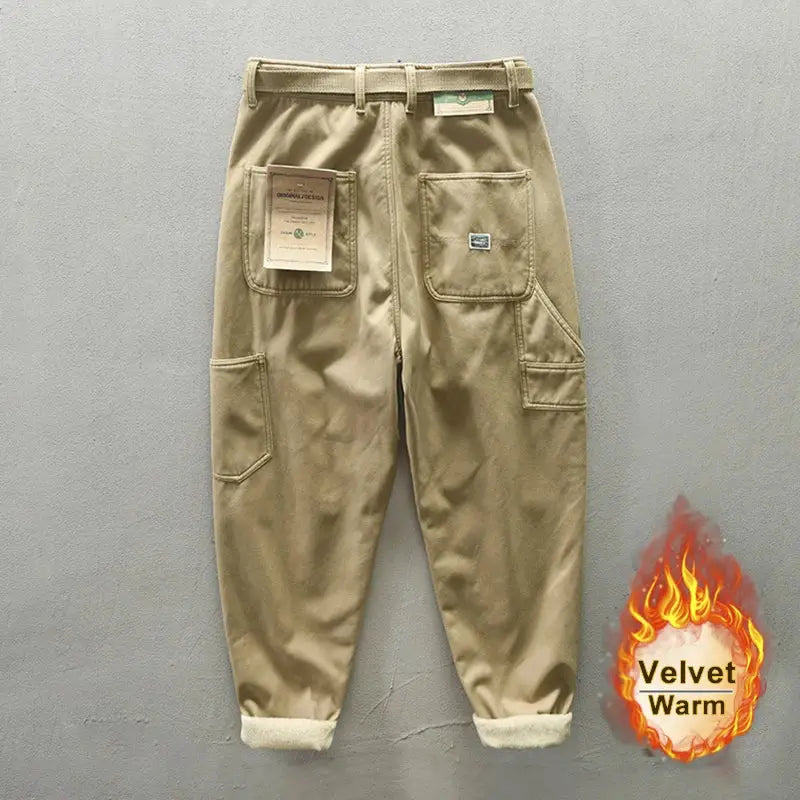 Simples Market men's cargo pants, pure cotton, tan, mid-waist with cargo pockets and rolled cuffs.