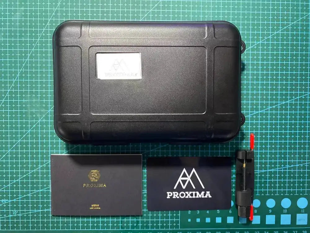 Proxima PX1721 black watch case set with 2 Proxima cards and 1 red-tipped tool